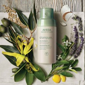 Shampure Dry Shampoo, le premier shampooing sec Aveda