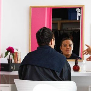 Des salons de beauté s’occupent des migrantes