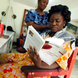 Le pouvoir de la lecture dans les salons de coiffure