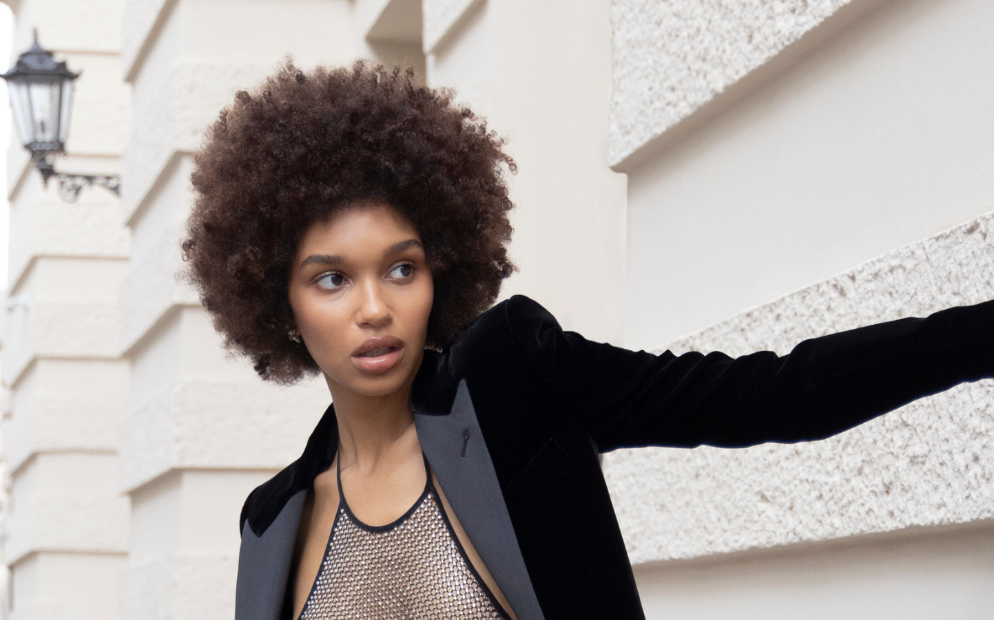 Cheveux bouclés : Où aller quand on n'a pas les cheveux afro ?